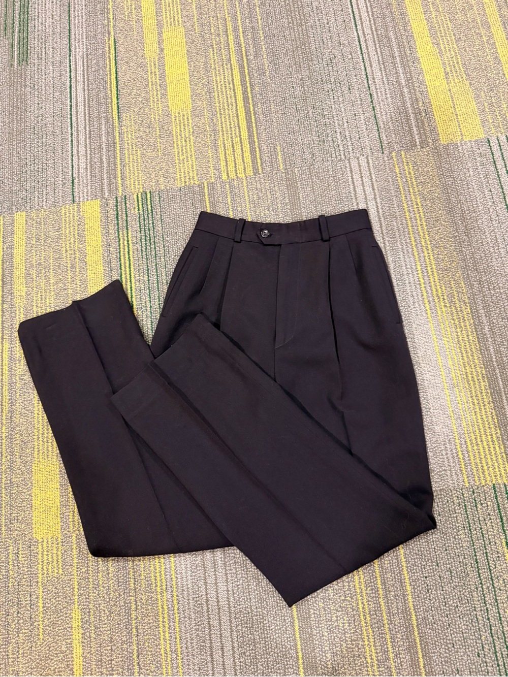 RARE VINTAGE - Austin Reed Black Wool-Lined Slacks